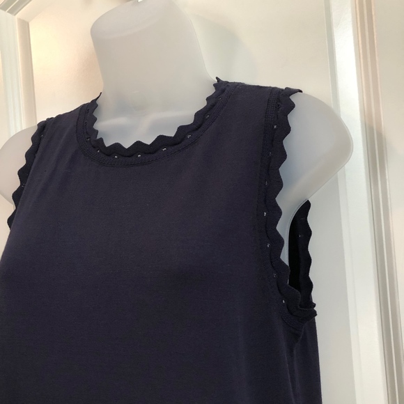 NWT! Ann Taylor Petite Scallop Trim Sleeveless Top - Picture 6 of 6